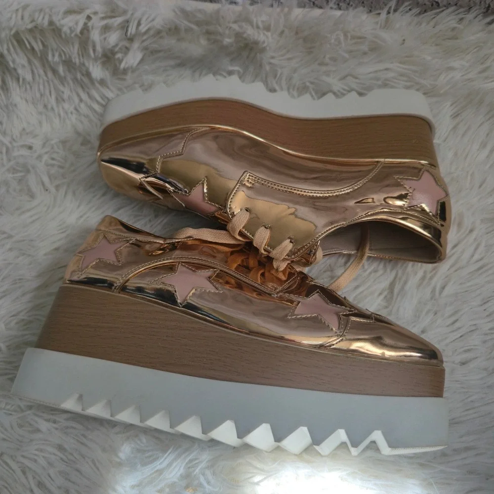 Daiyaer NWOT Rose Gold Platform Oxfords Star Creeper Wedge Shoes Size 37